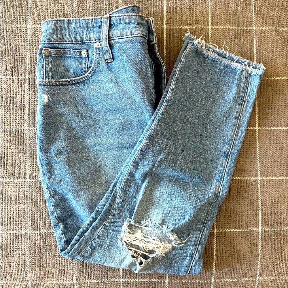 Madewell Curvy Perfect Vintage Jean with Ripped Knee